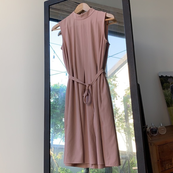 Uniqlo Dresses & Skirts - 🦄 Uniqlo pleated dress w sash in dusty rose